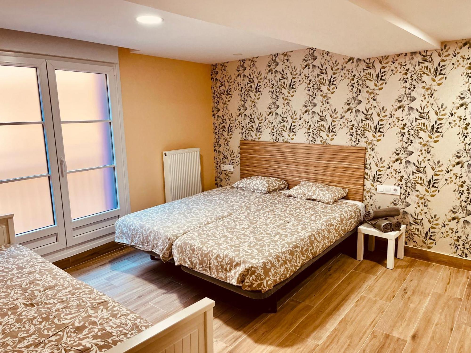 Apartamentos San Nicolas ログローニョ エクステリア 写真