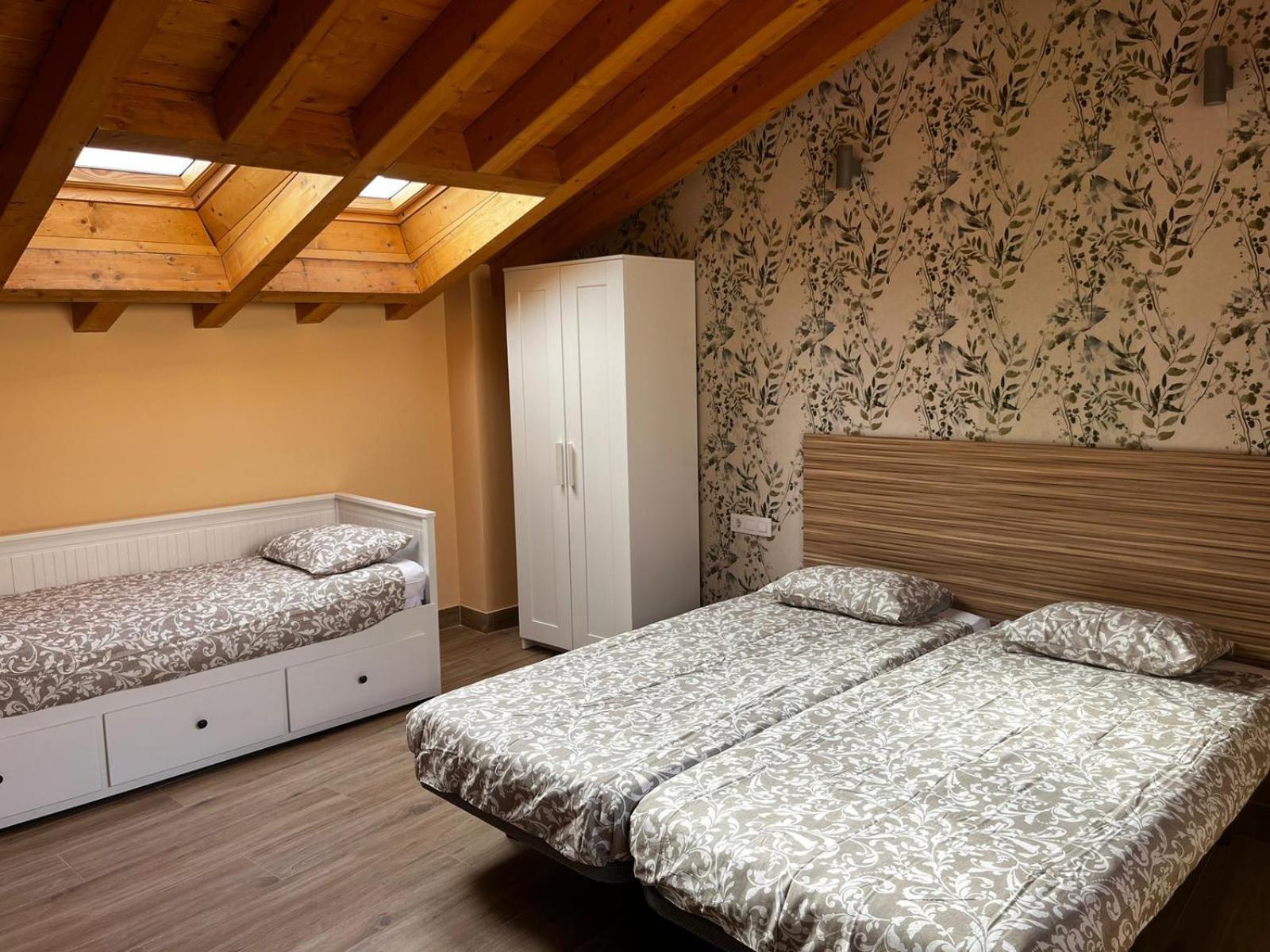 Apartamentos San Nicolas ログローニョ エクステリア 写真