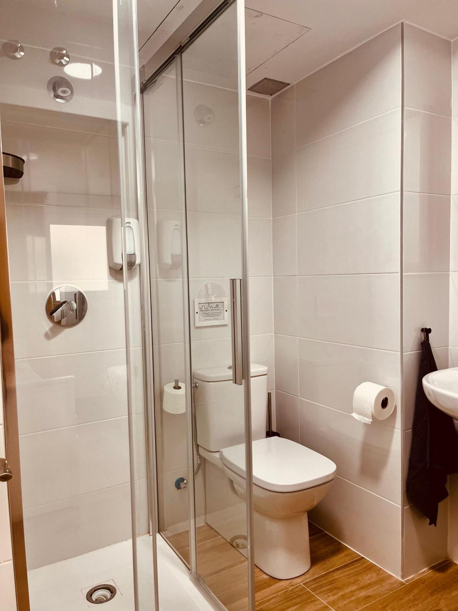 Apartamentos San Nicolas ログローニョ エクステリア 写真