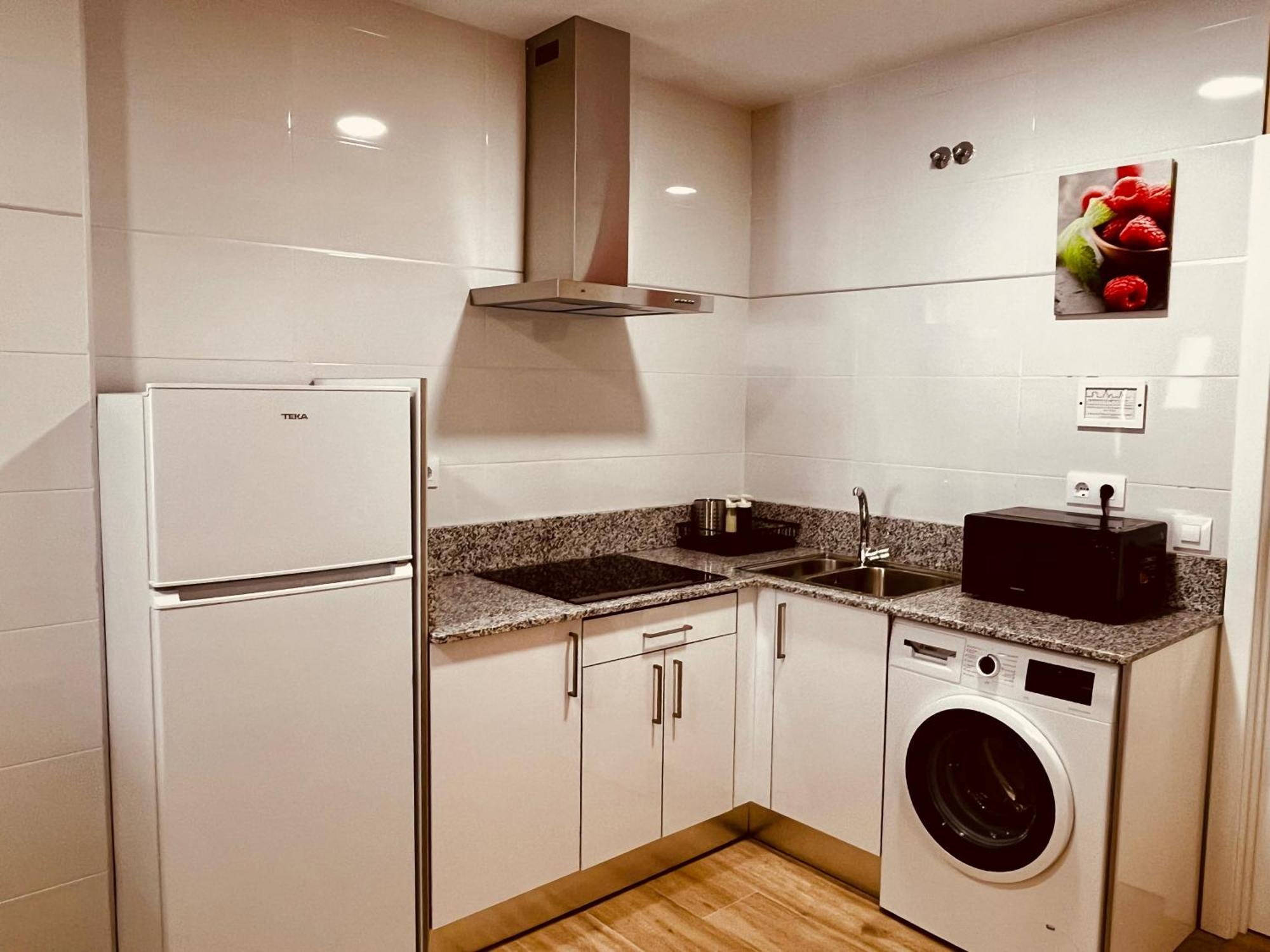 Apartamentos San Nicolas ログローニョ エクステリア 写真