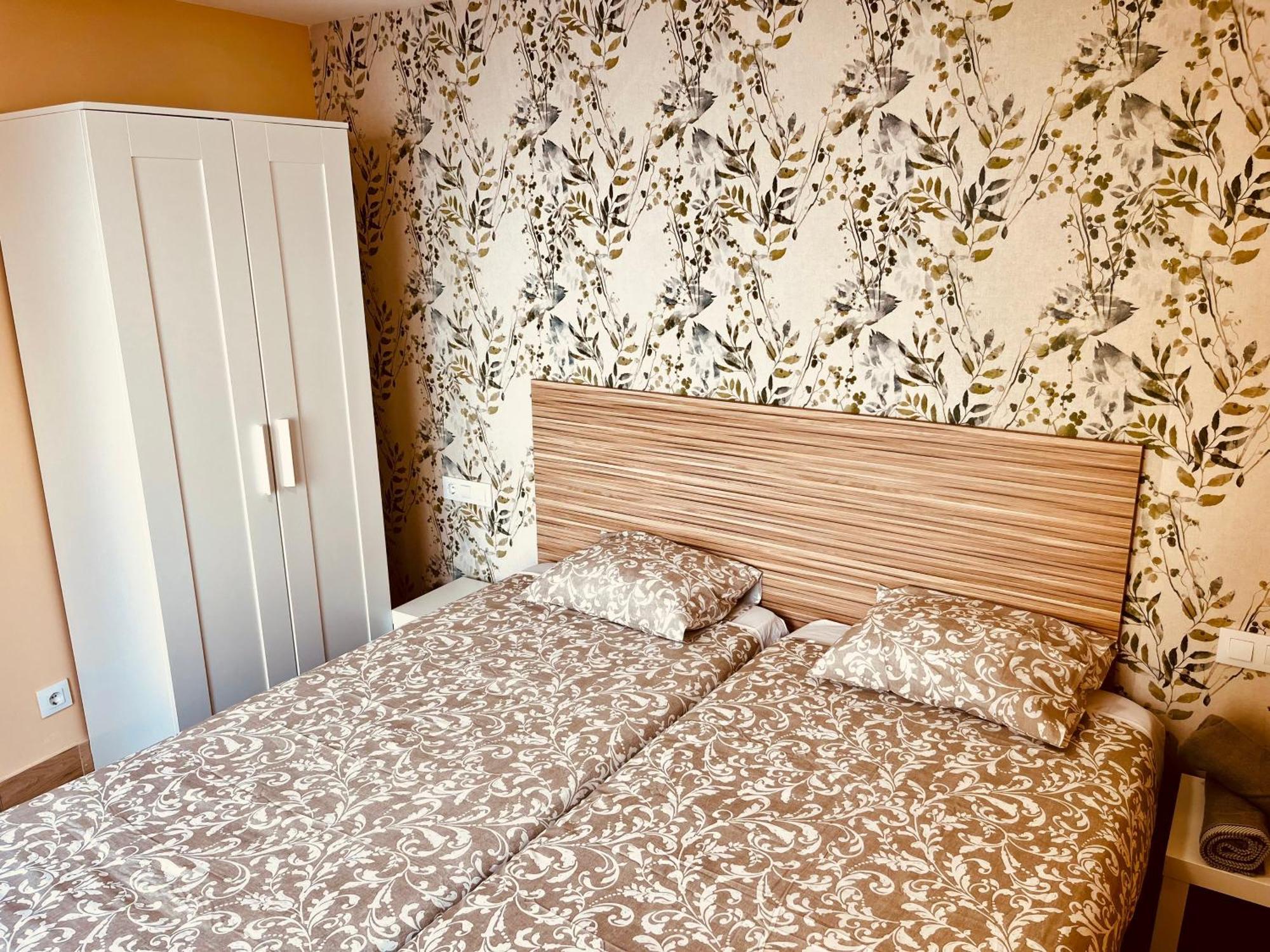Apartamentos San Nicolas ログローニョ エクステリア 写真